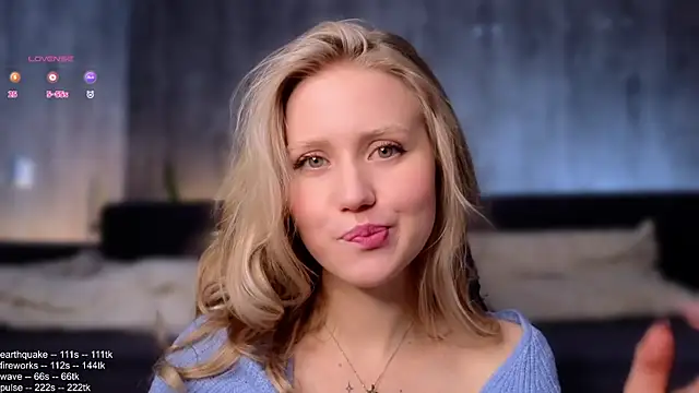 Snapshot of WiloneEsse chatting on March 15, 1:19 am WiloneEsse online show from March 15, 1:19 am