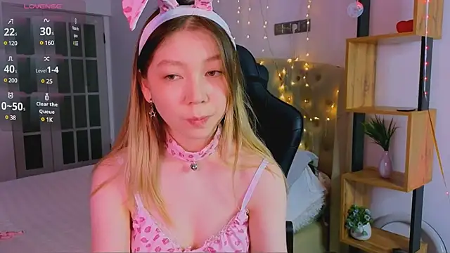 Snapshot of Babby_Rabbit chatting on March 18, 12:50 pm Babby Rabbit online show from March 18, 12:50 pm