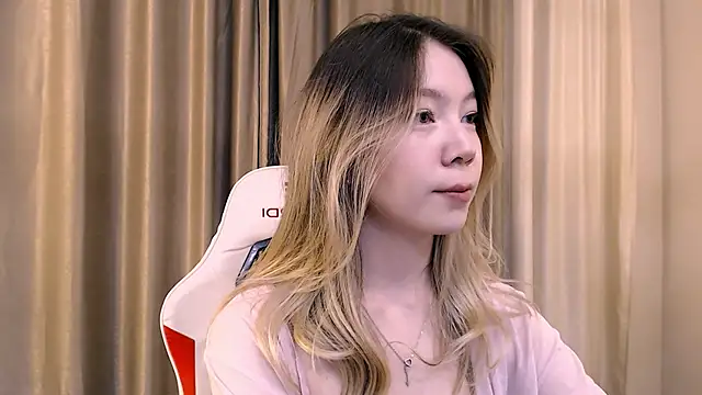 Snapshot of Babby_Rabbit chatting on November 24, 2:50 pm Babby Rabbit online show from November 24, 2:50 pm