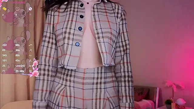 ElvaHilby online show from March 15, 3:06 pm