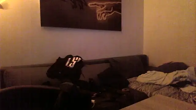 Snapshot of Avamereandmikel chatting on February 15, 4:03 am Avamereandmikel online show from February 15, 4:03 am