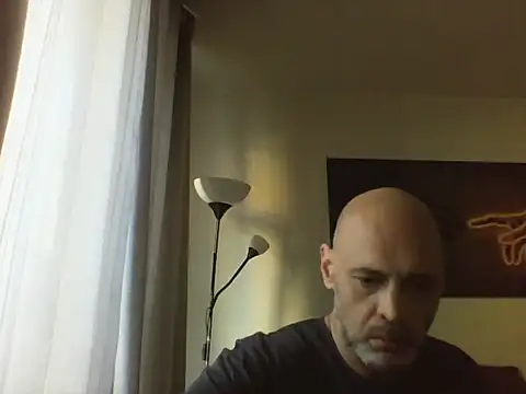 Avamereandmikel online show from November 28, 2:50 pm