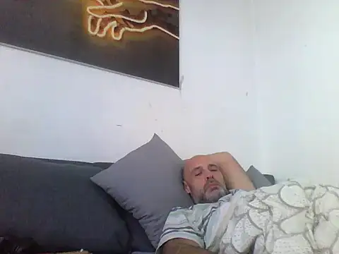 Snapshot of Avamereandmikel chatting on October 17, 12:29 pm Avamereandmikel online show from October 17, 12:29 pm
