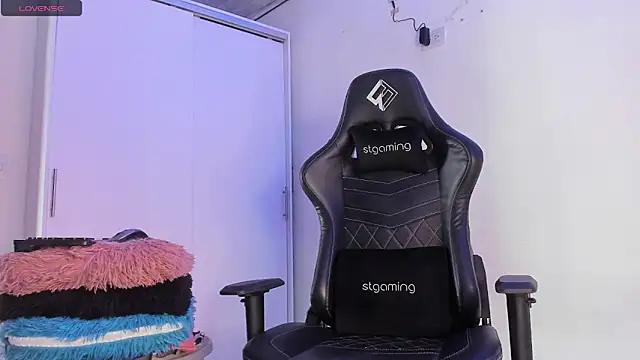 Dulce smith 1 online show from March 13, 9:53 pm