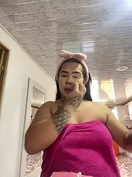 Dulce smith 1 online show from May 22, 7:23 pm