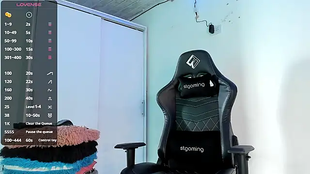 Dulce smith 1 online show from March 7, 9:31 pm