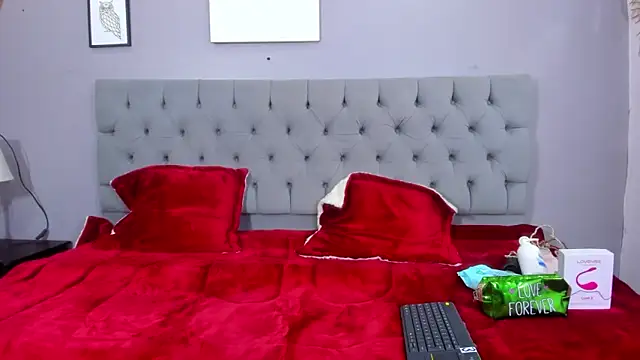 Snapshot of Salome_Whiter chatting on December 28, 5:02 am Salome Whiter online show from December 28, 5:02 am