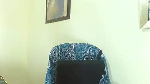 Snapshot of katerineleon chatting on October 30, 9:11 pm katerineleon online show from October 30, 9:11 pm