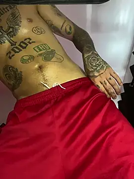 Junihn0 online show from January 28, 7:00 pm