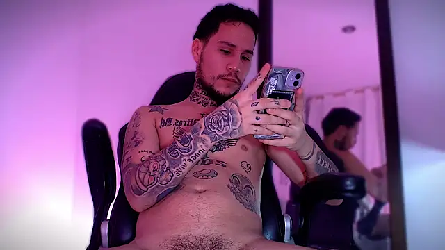 Junihn0 online show from September 27, 9:43 pm