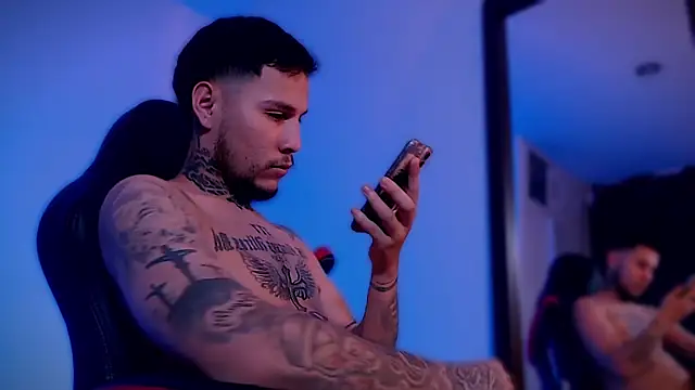 Junihn0 online show from September 12, 9:03 pm