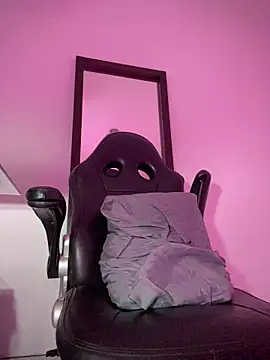 Junihn0 online show from October 8, 8:53 pm