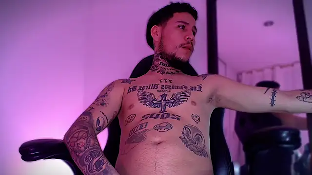 Junihn0 online show from September 25, 9:32 pm