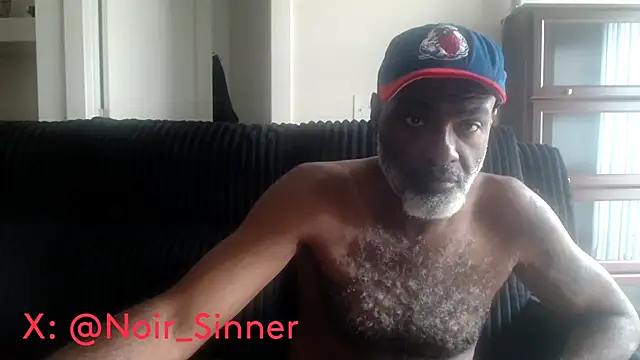 Snapshot of sinnernoir chatting on June 23, 7:12 pm sinnernoir online show from June 23, 7:12 pm