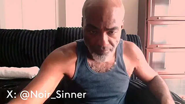 Snapshot of sinnernoir chatting on June 14, 5:25 pm sinnernoir online show from June 14, 5:25 pm
