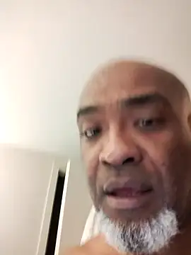 sinnernoir online show from February 9, 2:15 pm