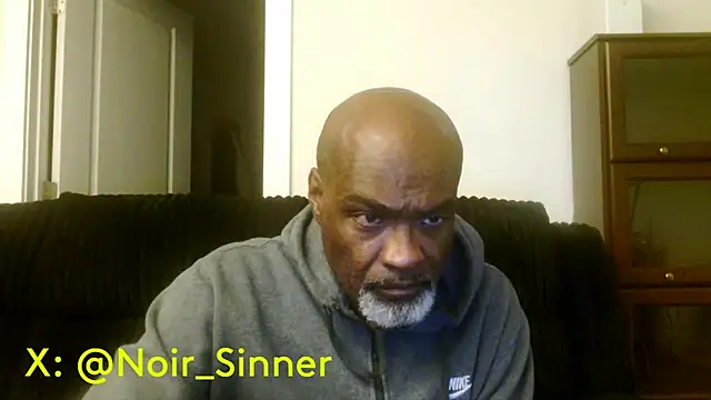 sinnernoir online show from May 30, 4:52 am