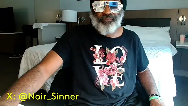 sinnernoir online show from September 24, 2:34 pm