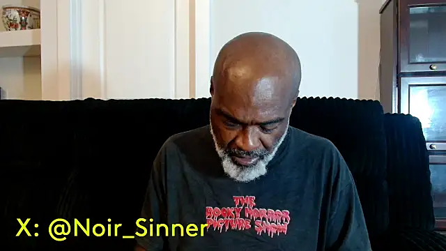 Snapshot of sinnernoir chatting on July 12, 12:28 pm sinnernoir online show from July 12, 12:28 pm