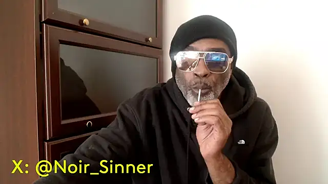 sinnernoir online show from April 22, 3:30 pm