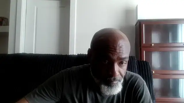 Snapshot of sinnernoir chatting on July 6, 5:37 pm sinnernoir online show from July 6, 5:37 pm
