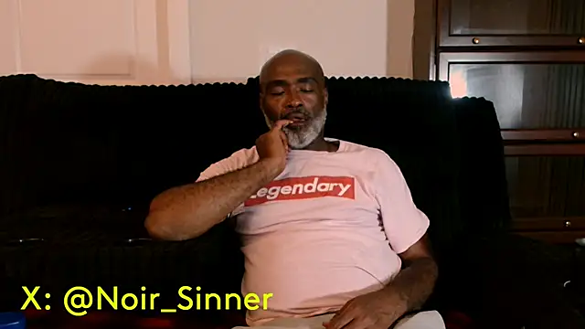 Snapshot of sinnernoir chatting on July 16, 6:10 am sinnernoir online show from July 16, 6:10 am