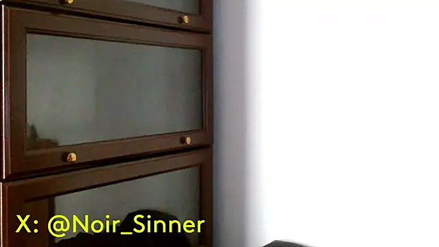 sinnernoir online show from May 6, 12:42 pm