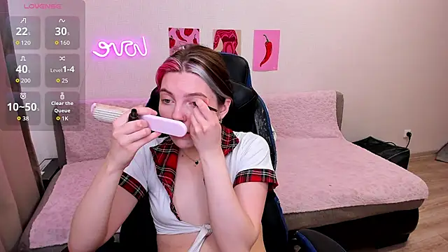 marie reyes  online show from March 13, 6:51 am