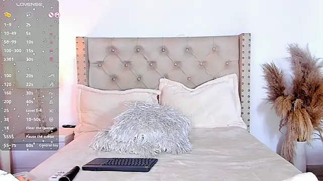 Snapshot of marilynrossy chatting on November 4, 4:05 am marilynrossy online show from November 4, 4:05 am