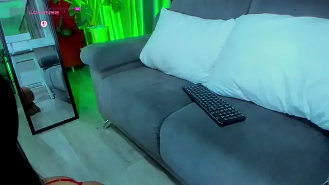 SofiDavid online show from November 13, 10:19 am