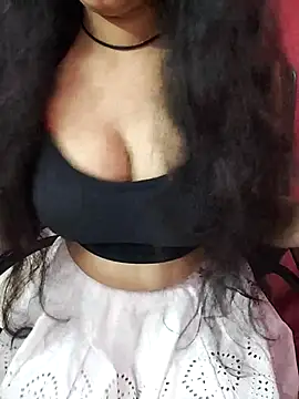 Snapshot of cute-neha70 chatting on February 27, 9:29 am cute-neha70 online show from February 27, 9:29 am
