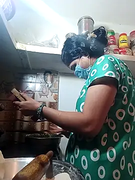 Cute-Aadhvita online show from March 19, 4:57 am