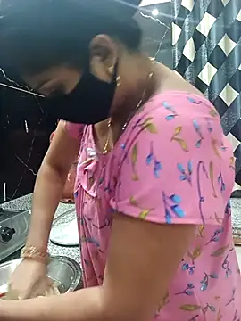 Cute-Aadhvita online show from February 19, 1:24 am