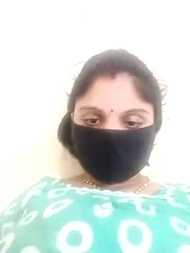 Cute-Aadhvita online show from October 27, 6:20 pm