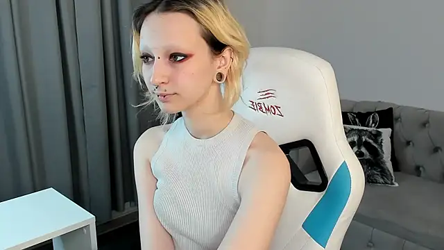 Lexy-Woorhez online show from October 18, 11:34 am