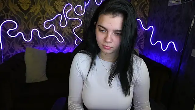 Snapshot of ShinyShyy chatting on March 1, 7:19 am ShinyShyy online show from March 1, 7:19 am