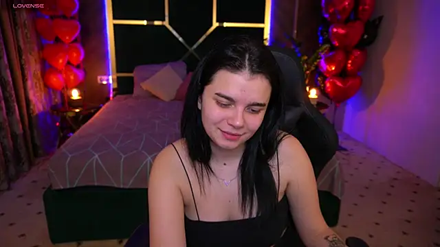 Snapshot of ShinyShyy chatting on February 24, 5:09 pm ShinyShyy online show from February 24, 5:09 pm