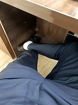 Snapshot of Kakabiraji chatting on November 19, 10:48 am Kakabiraji online show from November 19, 10:48 am