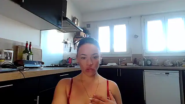 Snapshot of ImImmy chatting on February 5, 8:54 am ImImmy online show from February 5, 8:54 am
