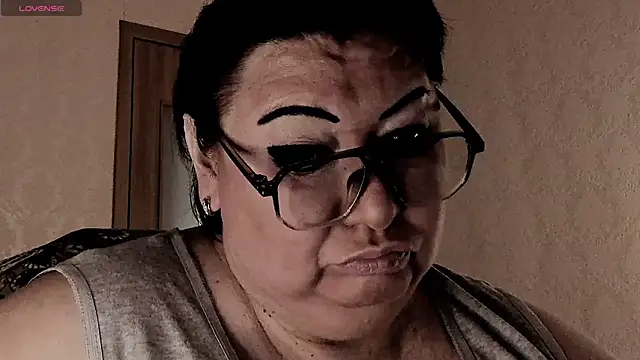 SexxyDreams1 online show from March 27, 2:09 am