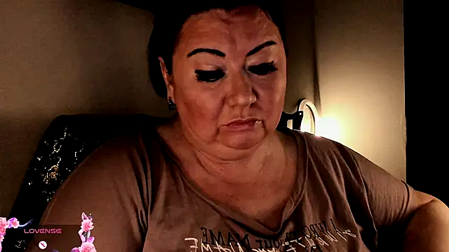 SexxyDreams1 online show from September 15, 6:14 am