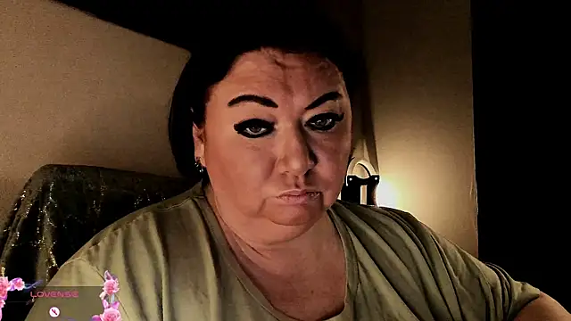 SexxyDreams1 online show from October 11, 2:56 am