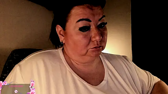 SexxyDreams1 online show from September 24, 6:09 am