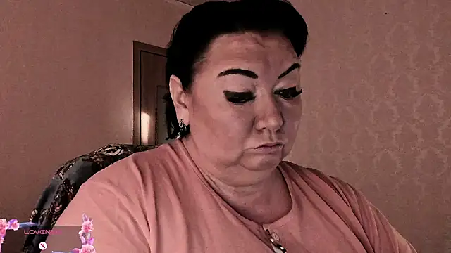 SexxyDreams1 online show from December 16, 6:28 am