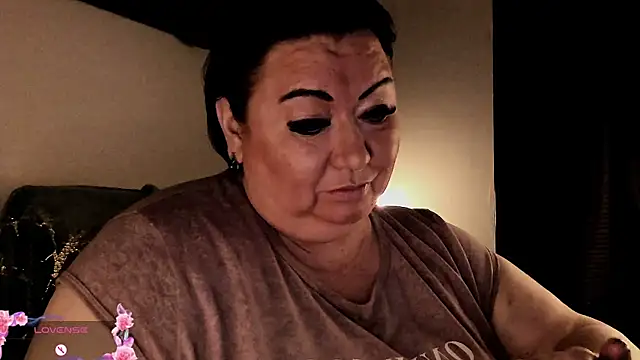 SexxyDreams1 online show from September 21, 3:44 am