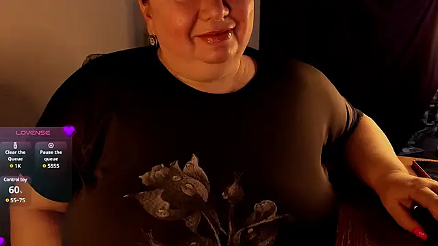 SexxyDreams1 online show from February 23, 6:28 am