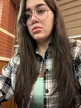 Snapshot of VikiDemi chatting on December 22, 3:34 pm VikiDemi online show from December 22, 3:34 pm