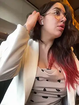 VikiDemi online show from March 2, 1:42 pm