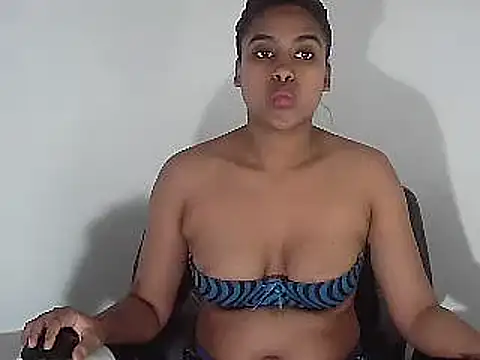 XIndian Butterfly4uX online show from March 2, 6:24 pm