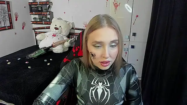 Snapshot of LinaTruly chatting on October 29, 9:36 pm LinaTruly online show from October 29, 9:36 pm